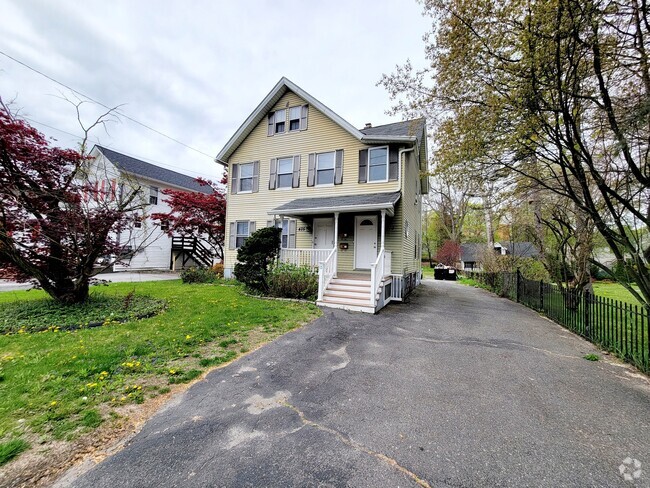 Building Photo - 475 Prospect St Unit 2nd FL Rental