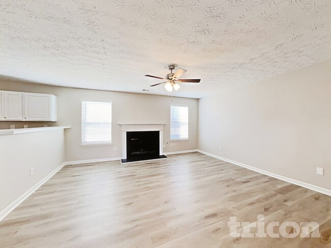 Photo - 1645 Gallup Dr