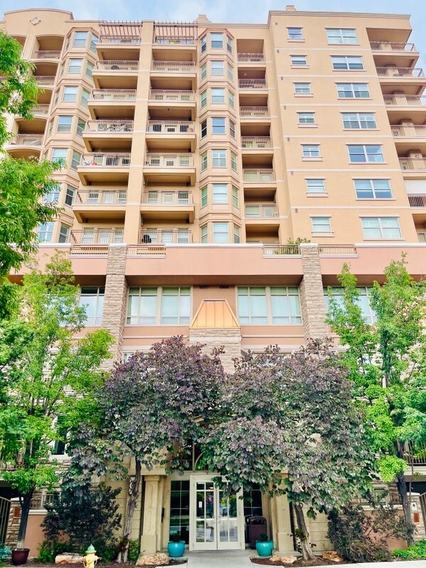 Building Photo - 5 S 500 W