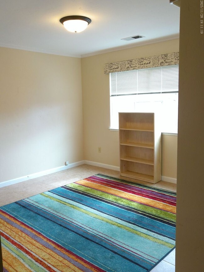 Photo - 726 Almond Dr