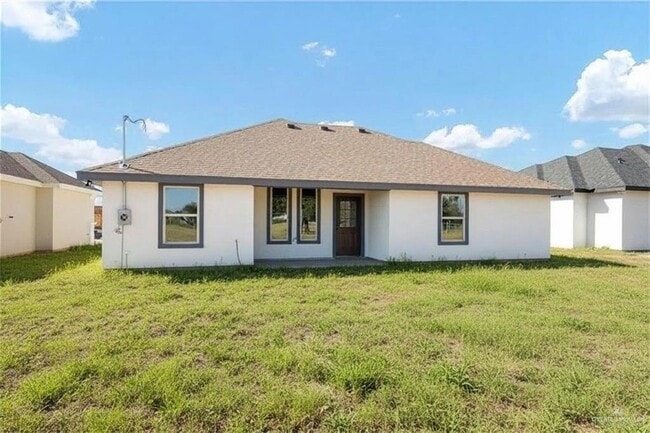 Photo - 8 Whitewing St