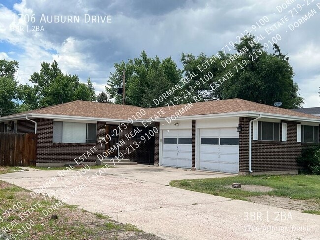 Building Photo - 1706 Auburn Dr Rental