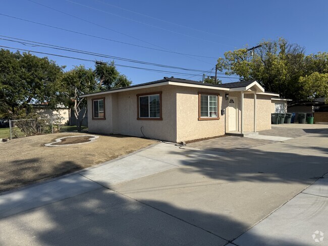 Building Photo - 1802 247th St Rental