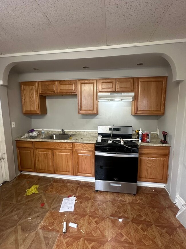 Building Photo - 5087 F St Unit 1st Floor Rental