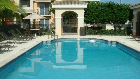 Bonita Pointe - Bonita Pointe Apartments