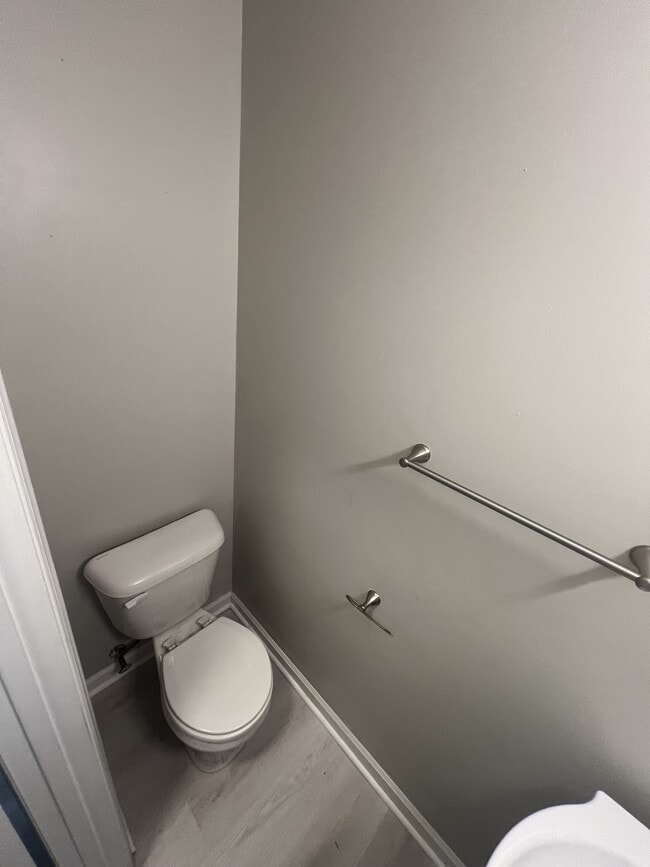 Photo - 716 Verdant Dr