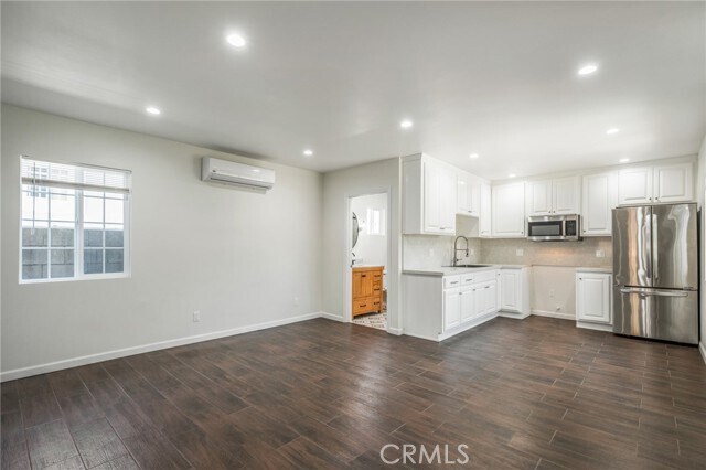 Photo - 10972 McKinley Ave