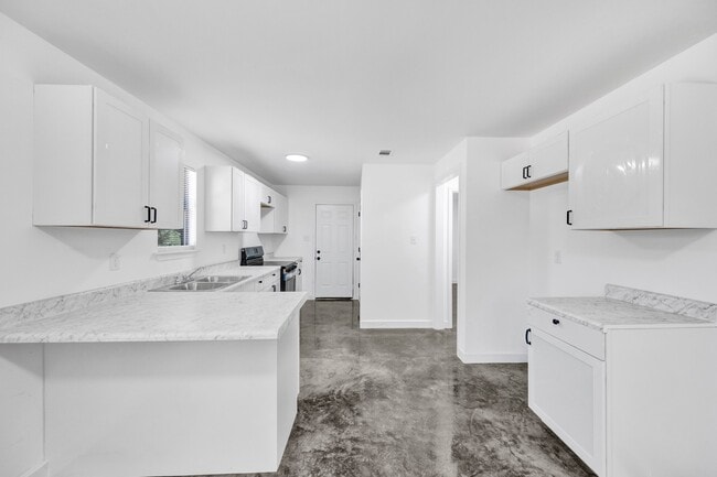 728 King Rd