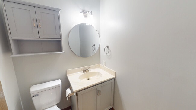 Photo - 888 Pearson Cir Unit 3