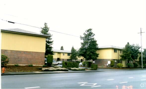 Marwood Plaza - Marwood Plaza Apartments