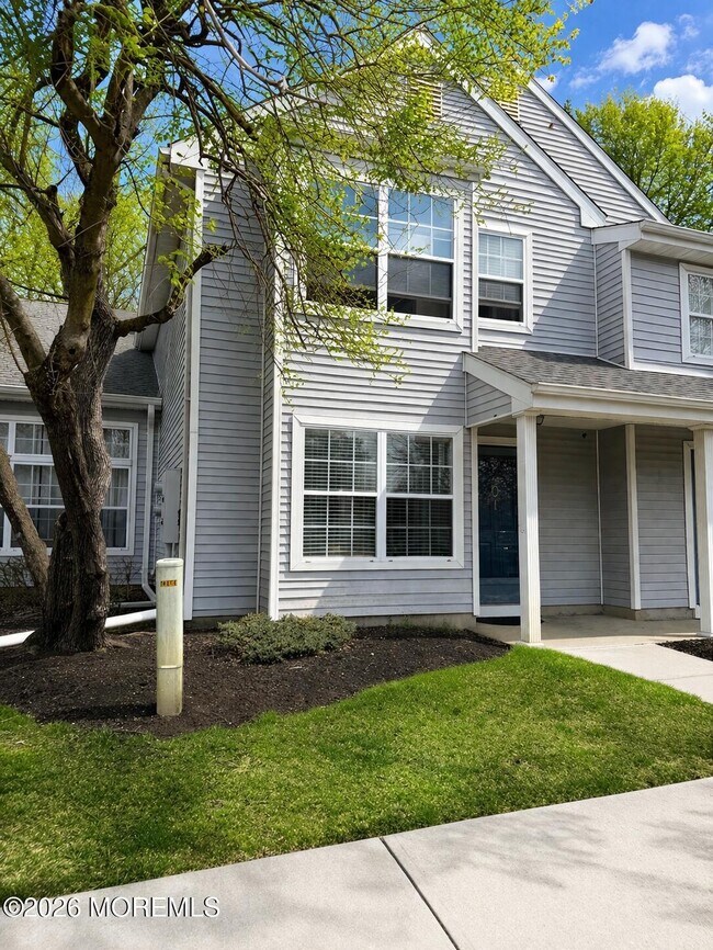 Photo - 401 Hampton Ct Unit 15-7