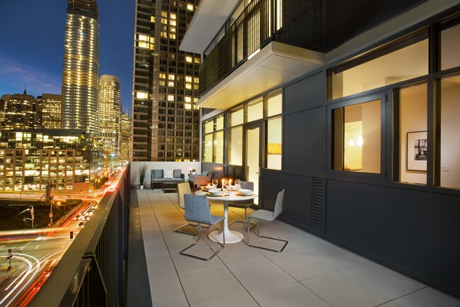 Building Photo - 333 Fremont Rental