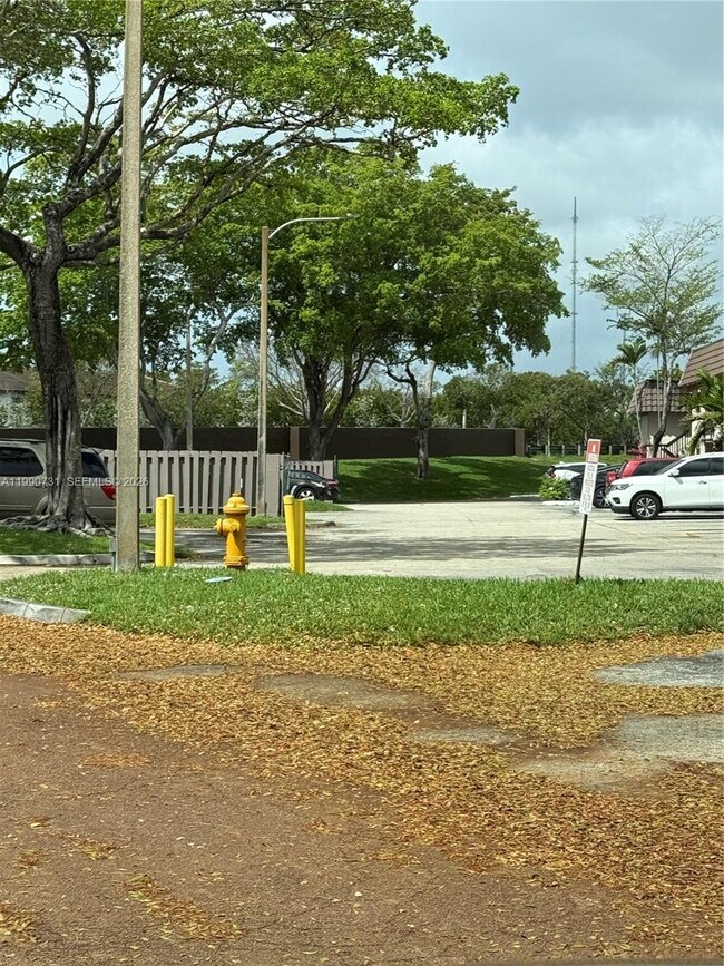 Photo - 860 NE 207th Terrace Unit 8-106