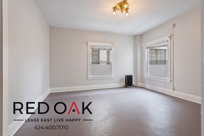 ~1 Month FREE~ Lovely One-Bedroom with Lar... - ~1 Month FREE~ Lovely One-Bedroom with Lar... Condo Unit 29