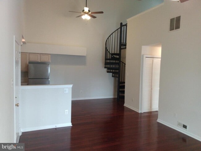 Photo - 1336 Tristram Cir