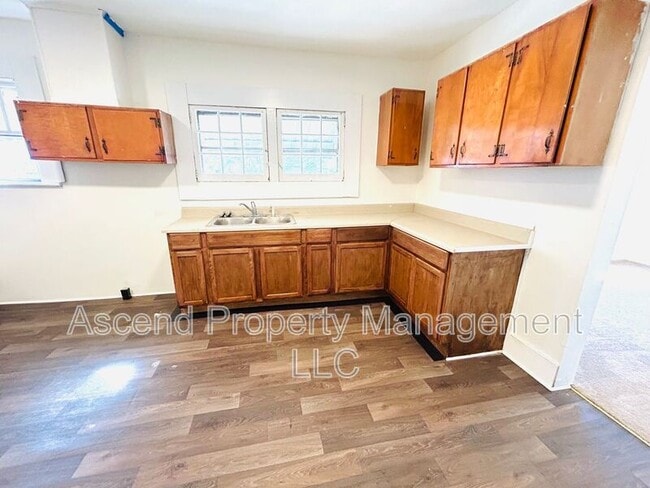 Photo - 1500 Bradt St