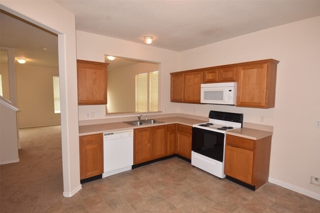 Photo - 16807 Mammoth Springs Dr