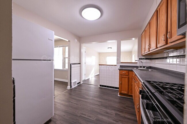 Photo - 10200 Tappan Dr