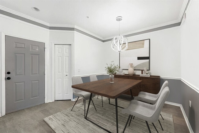 Dining room - 5168 Northridge Rd Unit 112