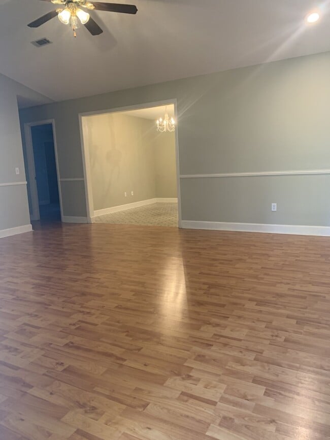 Photo - 1601 Red Fox Trail