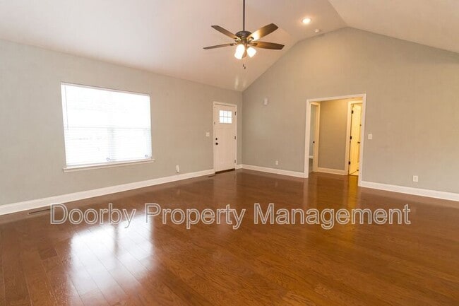 Photo - 4436 Oakwood Dr