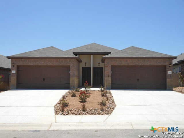 Photo - 131 Joanne Cv