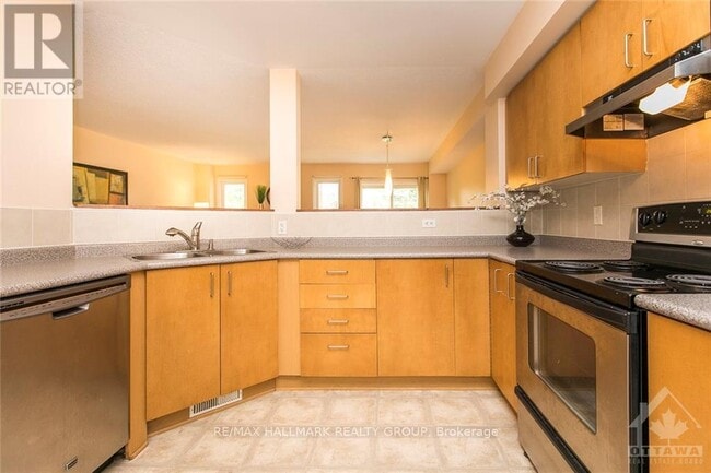 Photo - 124 Tall Oak Private