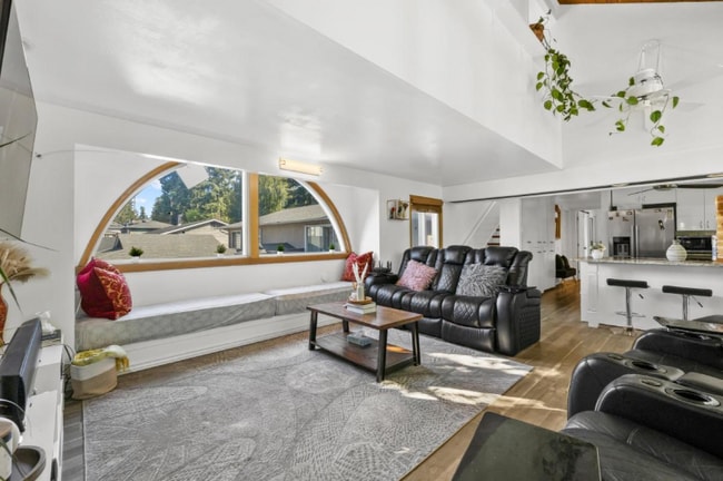Building Photo - 2616 S 242nd St Rental