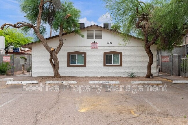 Building Photo - 1429 E Fillmore St Rental
