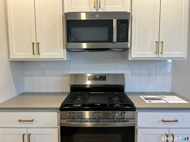 Photo - 62 Soundview Ave