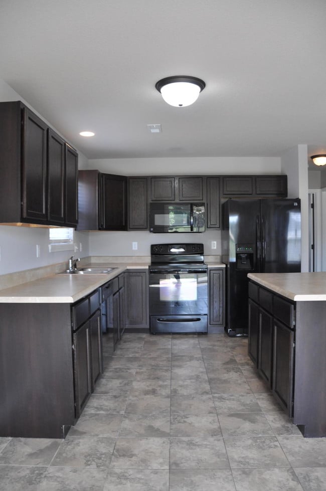 Photo - 5727 Abercorn Dr