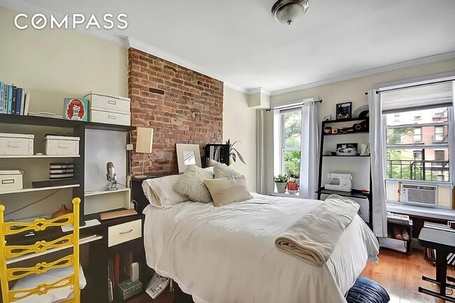 Building Photo - 1273 1st Ave Rental