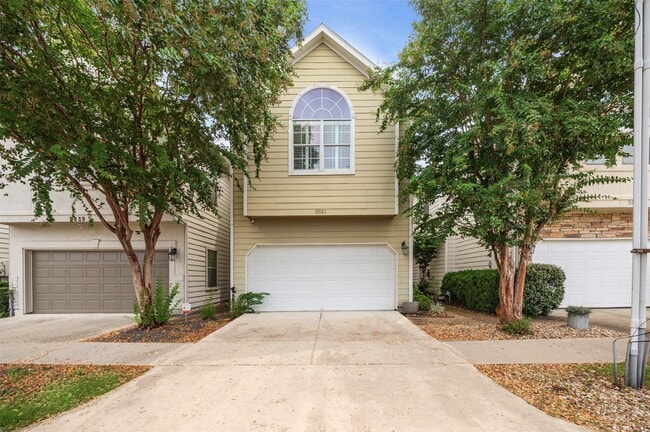 Building Photo - 5841 Katy St