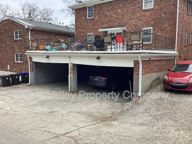 2551 Glenmary Ave