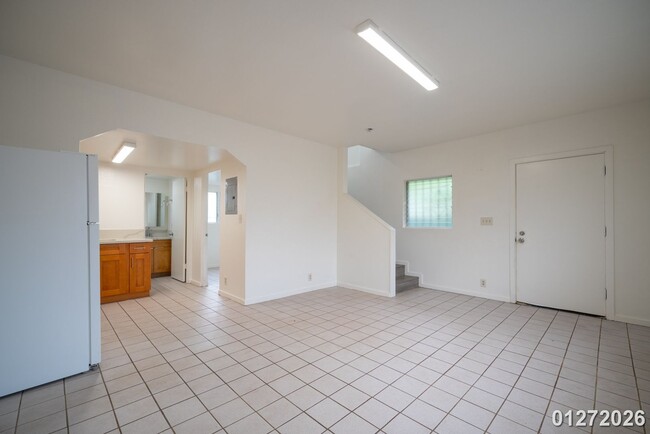 Photo - $2,200 /  2 Bed/ 1 Bath Spacious Duplex Centrally Located in Pearl City (Waiawa)
