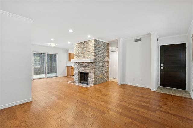 Building Photo - 4402 Buena Vista St Unit 3