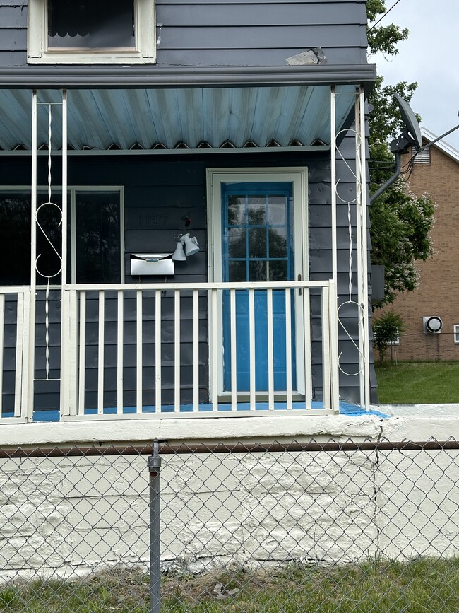 Photo - 1127 Wallis Ave