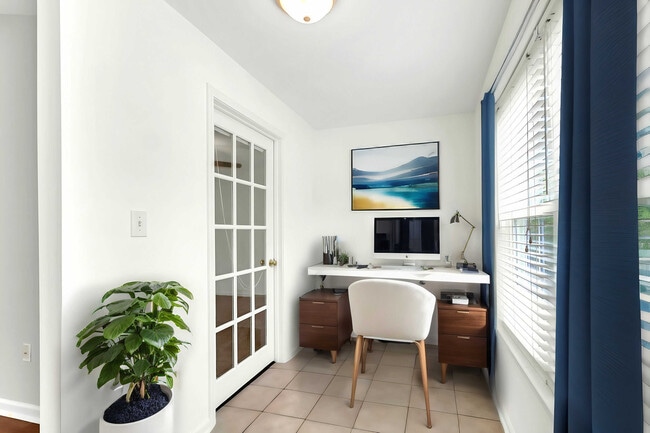 Photo - 188 Midland Pkwy