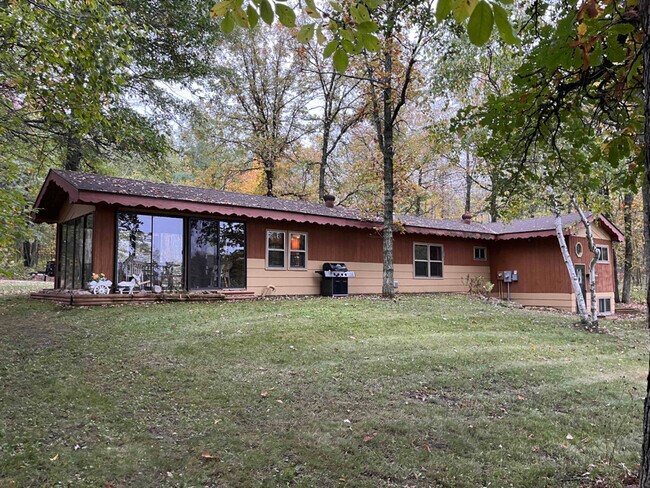 Photo - 18747 Jermark Rd