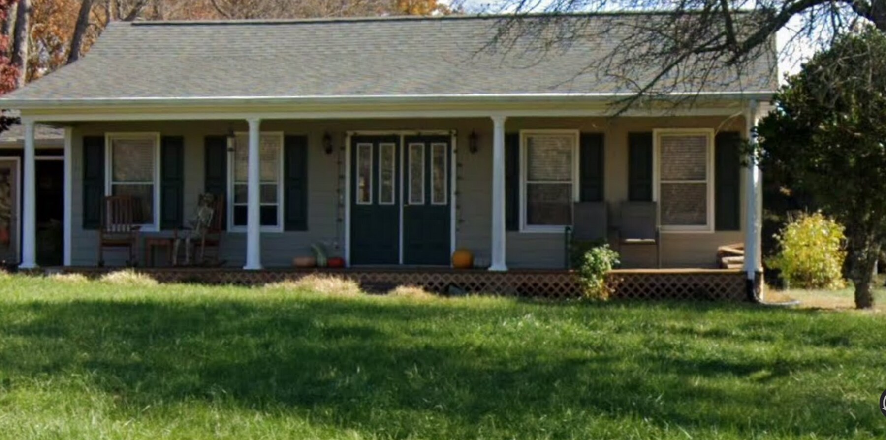Photo - 1600 Boxwood Dr