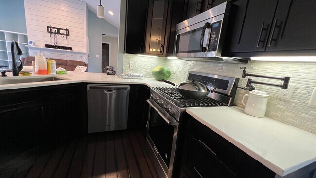 Photo - Great Southside Neighborhood! Casa