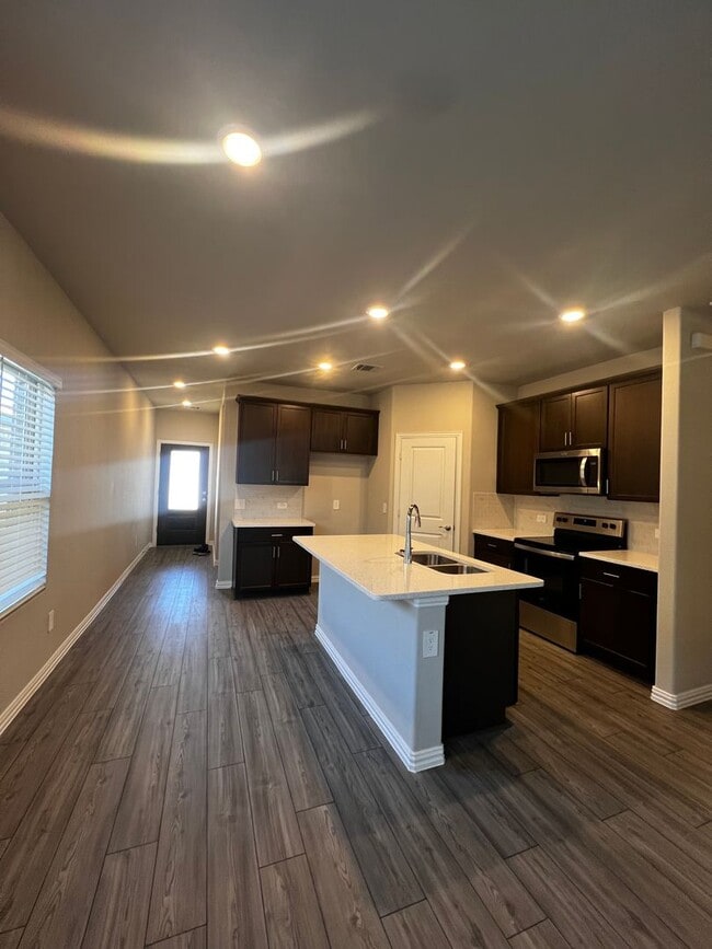 Photo - 3305 Sedge Grass Dr