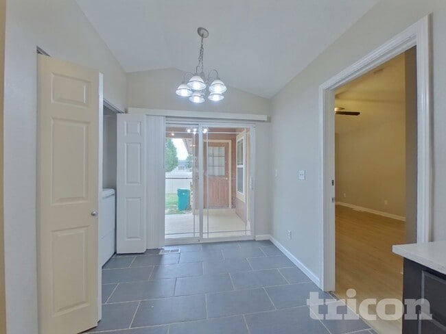 Photo - 4200 Laurel Dr