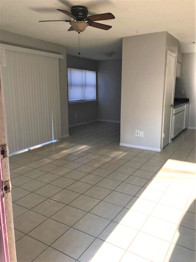 Shade Tree Apartment Homes For Rent in Giddings, TX