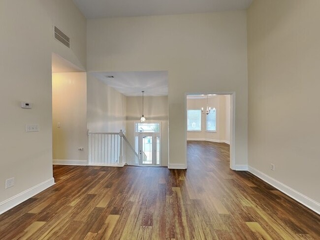 Photo - 92 Pulaski Ave