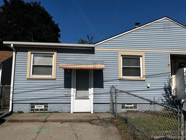 Photo - 2504 Bannister St House