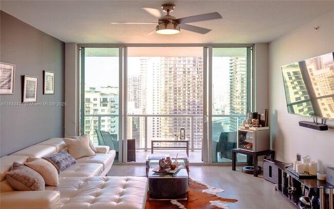 Photo - 1111 SW 1st Ave Condo Unit PH3822