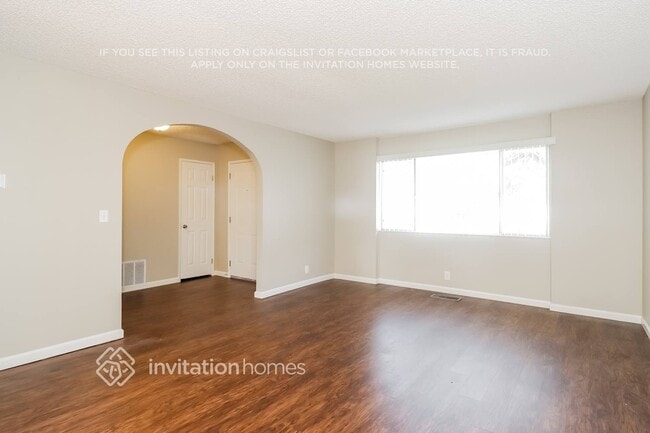Photo - 2954 Redwood Dr