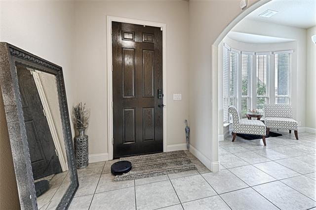 Photo - 1721 Maplewood Dr