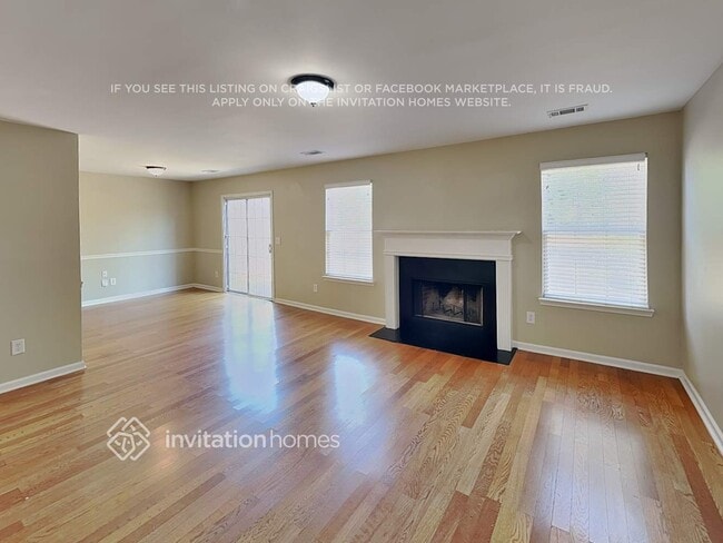 Photo - 2730 Englewood Dr